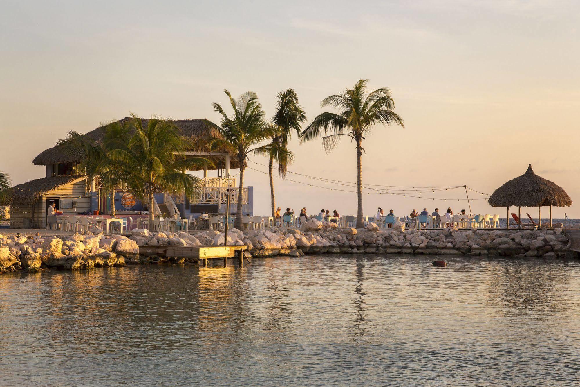 Blue Bay Lodges Curacao Екстериор снимка