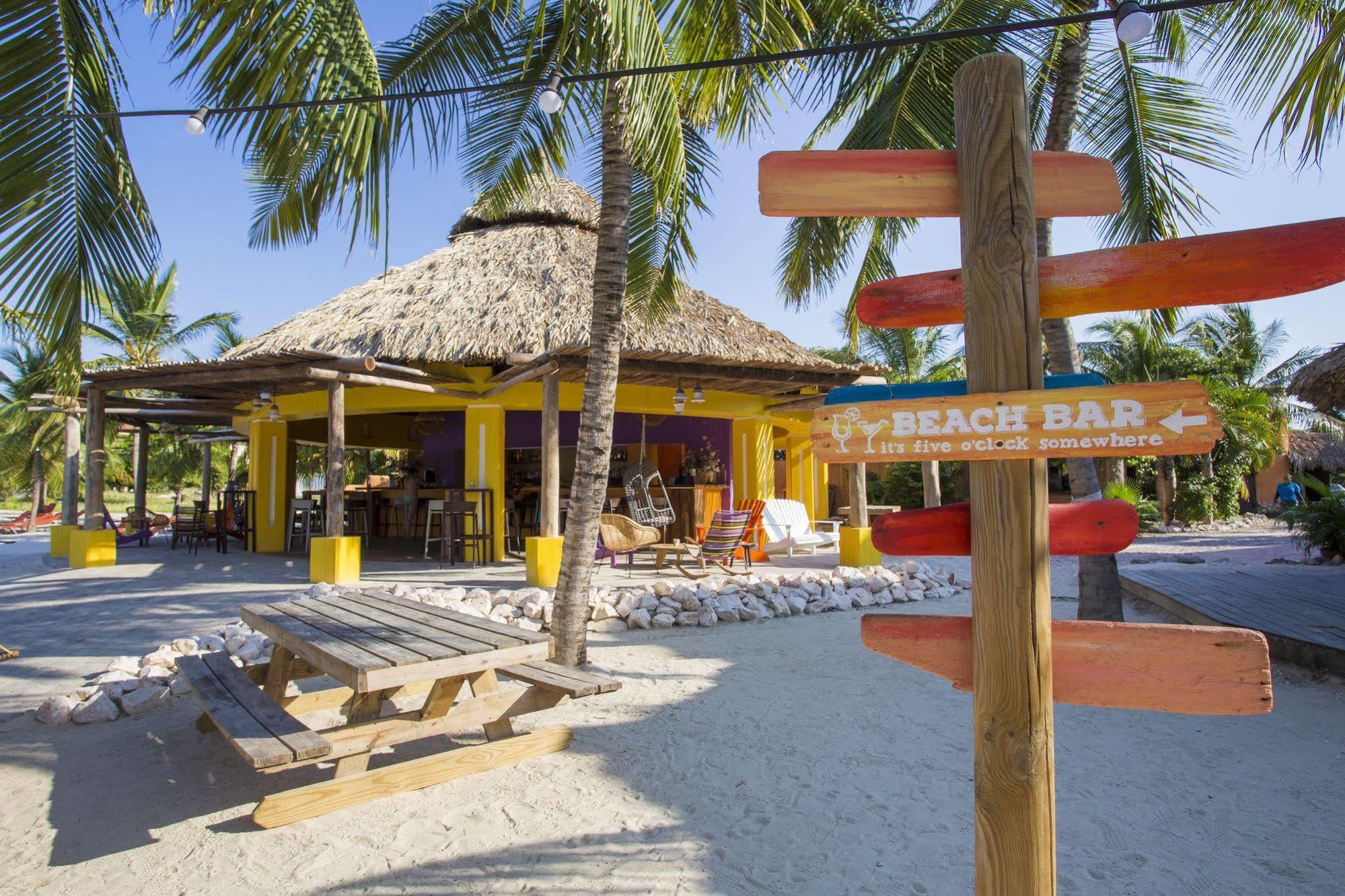Blue Bay Lodges Curacao Екстериор снимка